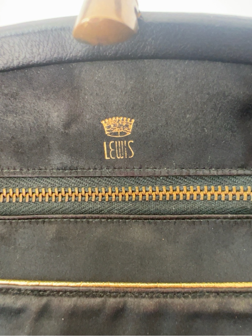 Vintage Lewis Black Patent Handbag 1960s Gold Hardware Structured Top Handle - Picture 10 of 11